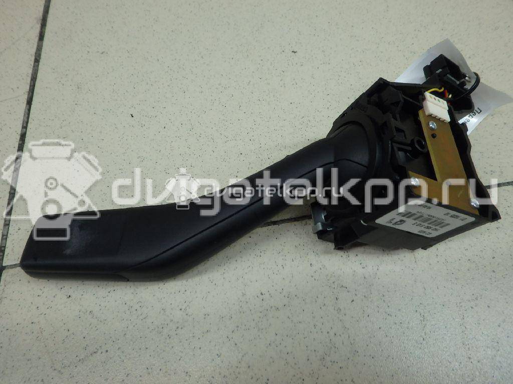 Фото Переключатель поворотов подрулевой  1k0953513e для Skoda Octavia / Yeti 5L / Octaviaii 1Z3 / Superb {forloop.counter}}