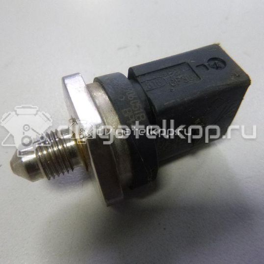 Фото Датчик давления топлива  06j906051b для Skoda Roomster 5J / Octaviaii 1Z3 / Yeti 5L / Fabia / Octavia