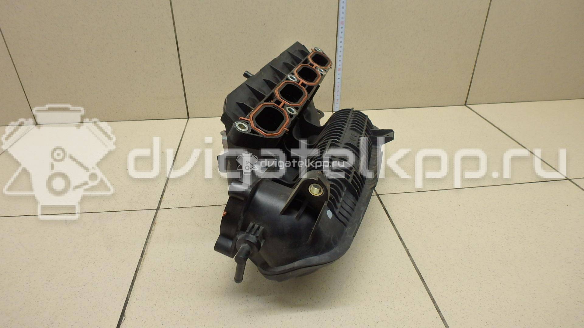 Фото Коллектор впускной для двигателя MR16DDT для Nissan Juke F15 / Pulsar C13 / X-Trail 163-218 л.с 16V 1.6 л Бензин/спирт 140011KC0A {forloop.counter}}