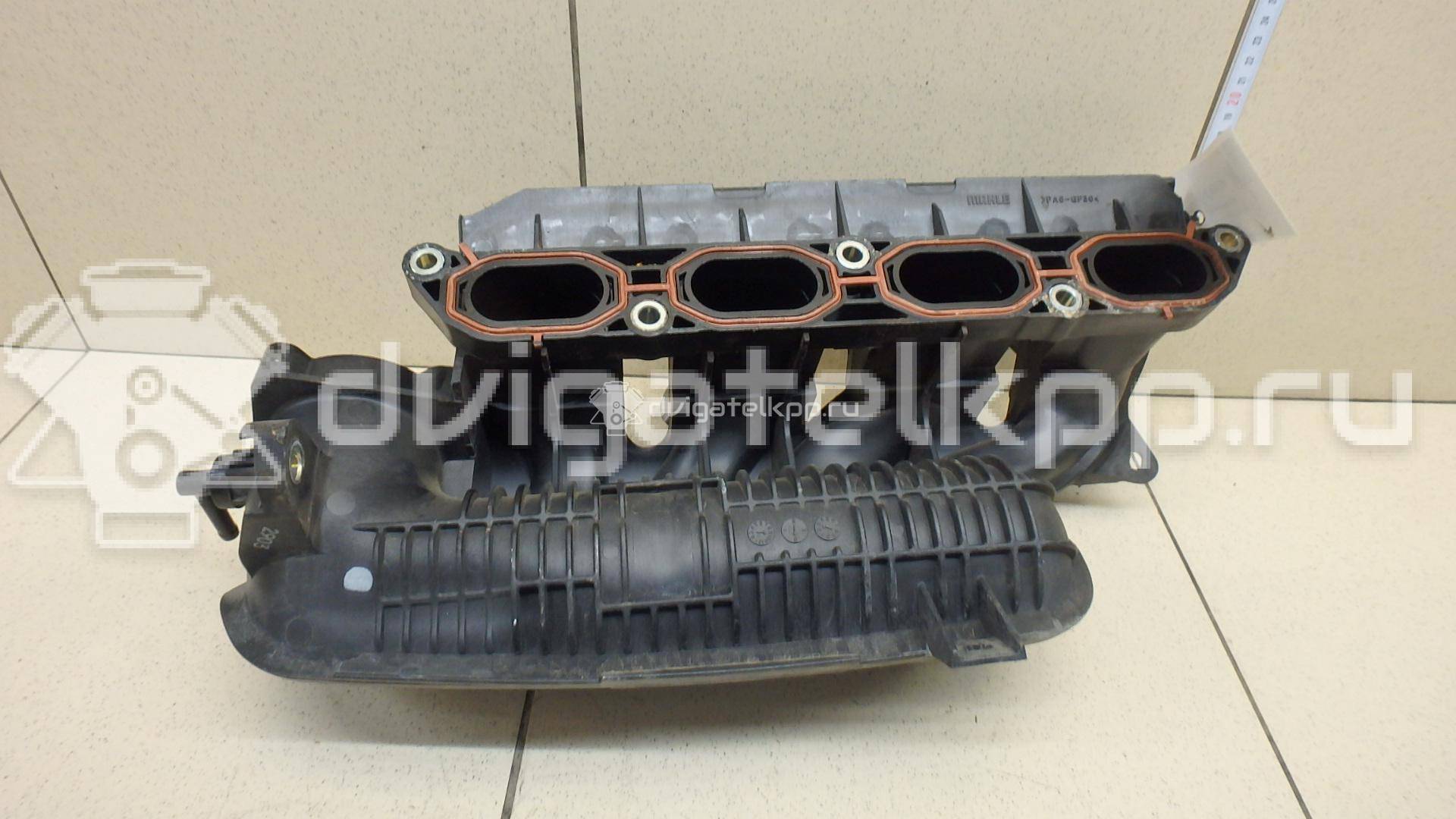 Фото Коллектор впускной для двигателя MR16DDT для Nissan Juke F15 / Pulsar C13 / X-Trail 163-218 л.с 16V 1.6 л Бензин/спирт 140011KC0A {forloop.counter}}