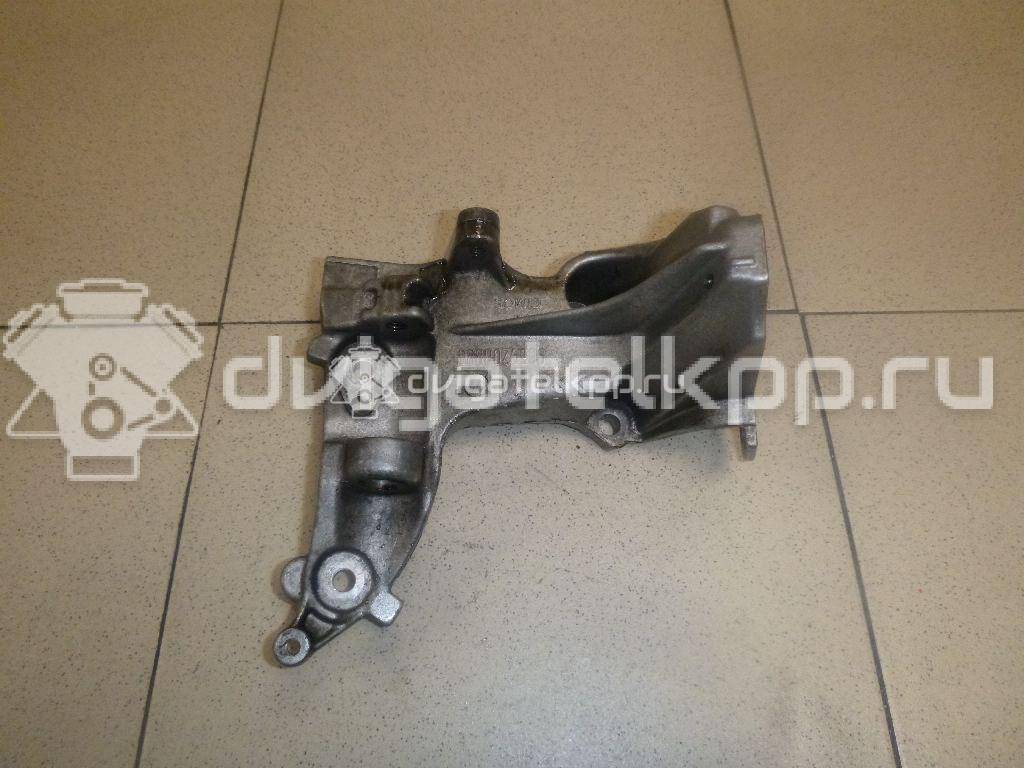 Фото Кронштейн генератора для двигателя 9HV (DV6TED4) для Peugeot 308 / 207 / 307 / Partner 90 л.с 16V 1.6 л Дизельное топливо 5706N6 {forloop.counter}}