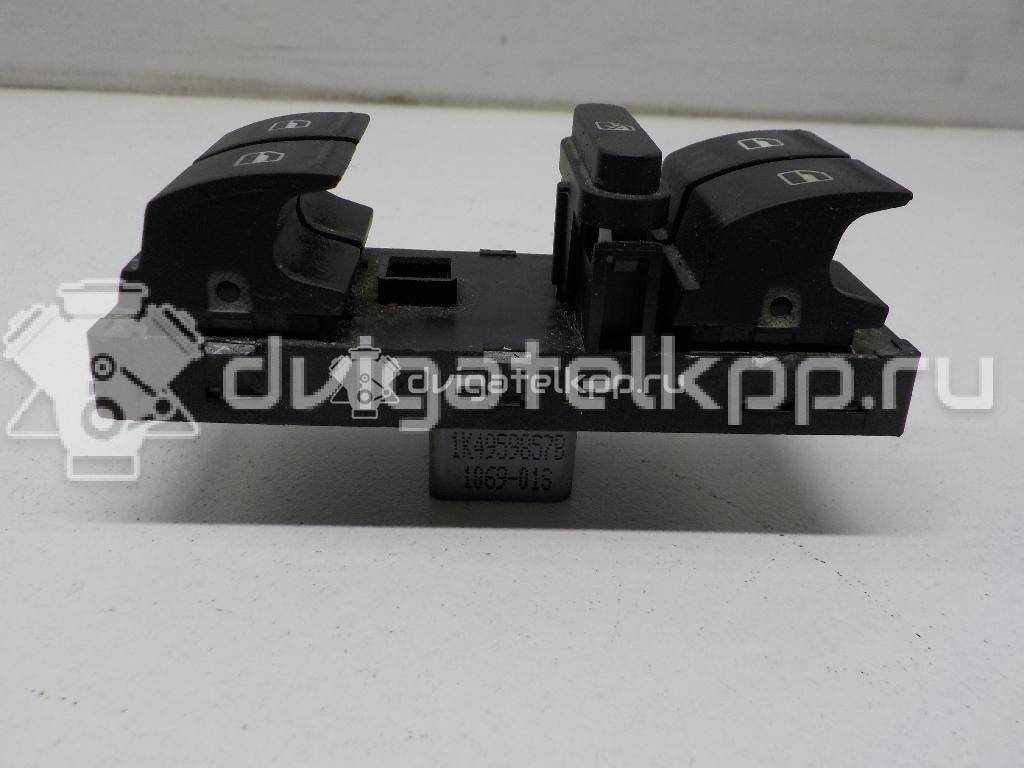 Фото Блок управления стеклоподъемниками  1K4959857B для Volkswagen Tiguan / Touran / Amarok S1B / Cc / Golf {forloop.counter}}