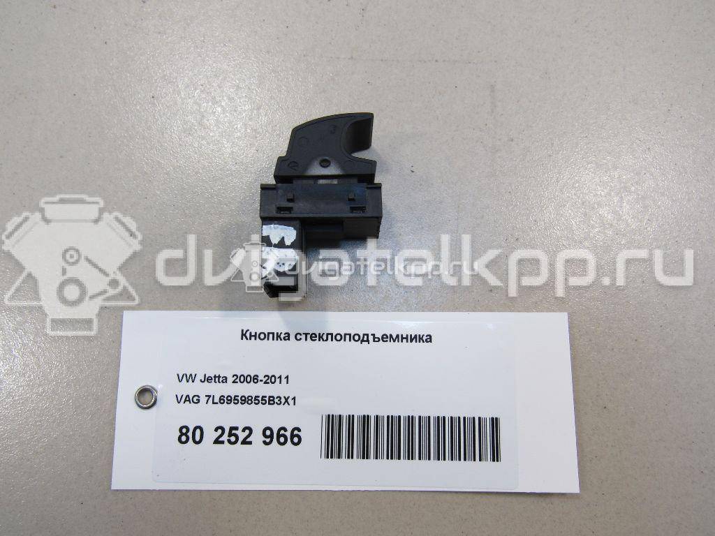 Фото Кнопка стеклоподъемника  7L6959855B3X1 для Volkswagen Scirocco / Tiguan / Touran / Amarok S1B / Cc {forloop.counter}}