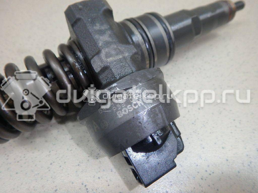 Фото Форсунка дизельная электрическая для двигателя BXE для Skoda Octavia / Octaviaii 1Z3 / Superb 105 л.с 8V 1.9 л Дизельное топливо 038130073AG {forloop.counter}}