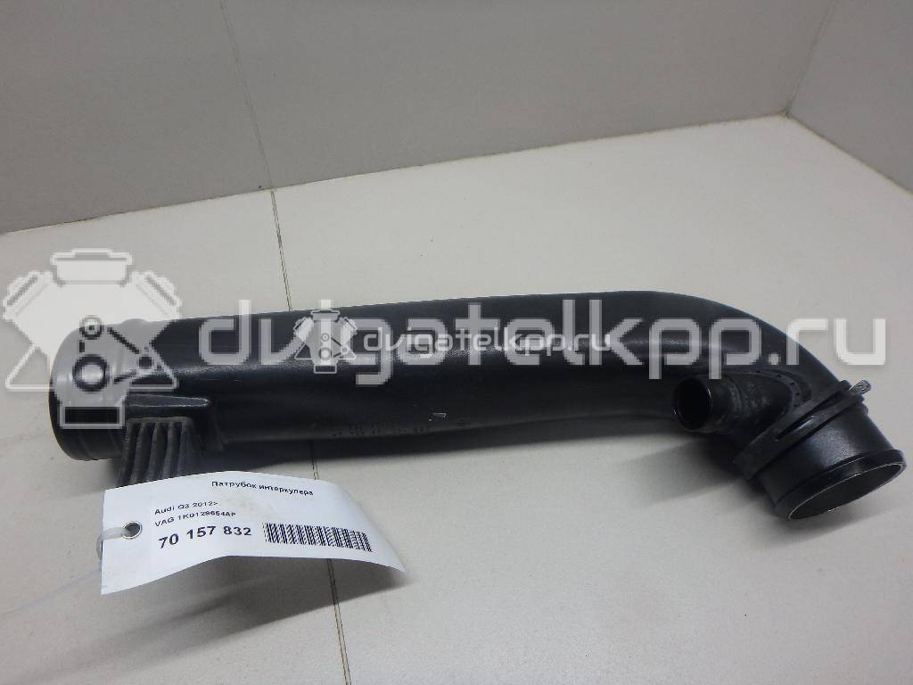 Фото Патрубок интеркулера для двигателя CDAB для Skoda Octavia / Yeti 5L / Octaviaii 1Z3 / Superb 152 л.с 16V 1.8 л бензин 1K0129654AP {forloop.counter}}