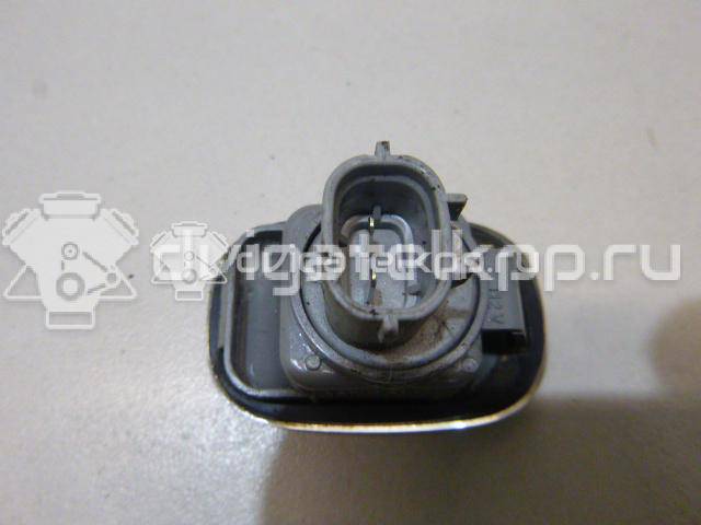 Фото Повторитель на крыло белый  8173002023 для Toyota Carina / Starlet / Prius / Rav 4 / Mr 2 {forloop.counter}}