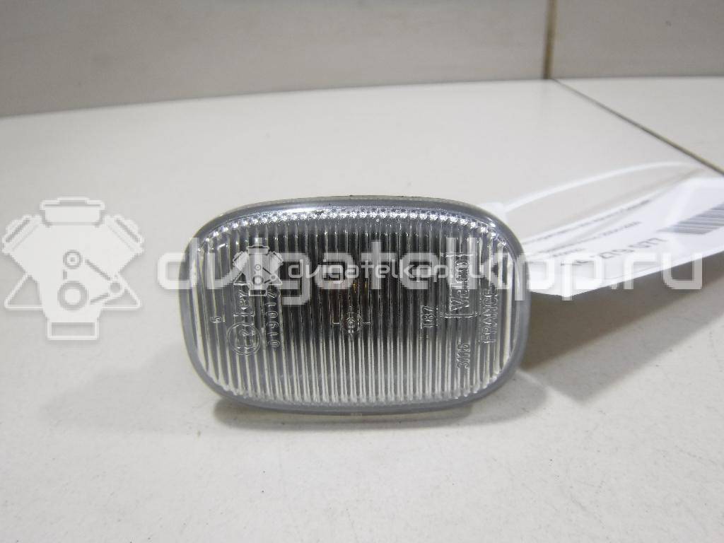 Фото Повторитель на крыло белый  8173002023 для Toyota Carina / Starlet / Prius / Rav 4 / Mr 2 {forloop.counter}}