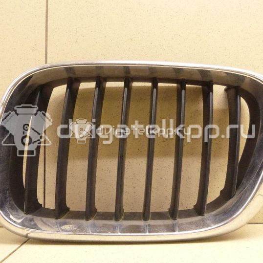 Фото Решетка радиатора левая  51138402645 для Bmw X5