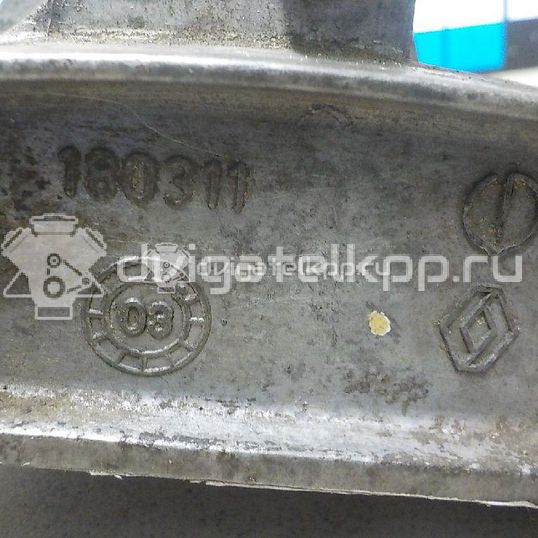 Фото Крышка головки блока (клапанная)  8200243595 для vaz Lada Largus