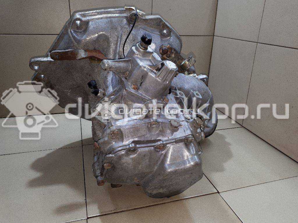 Фото Контрактная (б/у) МКПП для Chevrolet Epica Kl1 / Rezzo 121-133 л.с 16V 2.0 л T20SED бензин 96459041 {forloop.counter}}