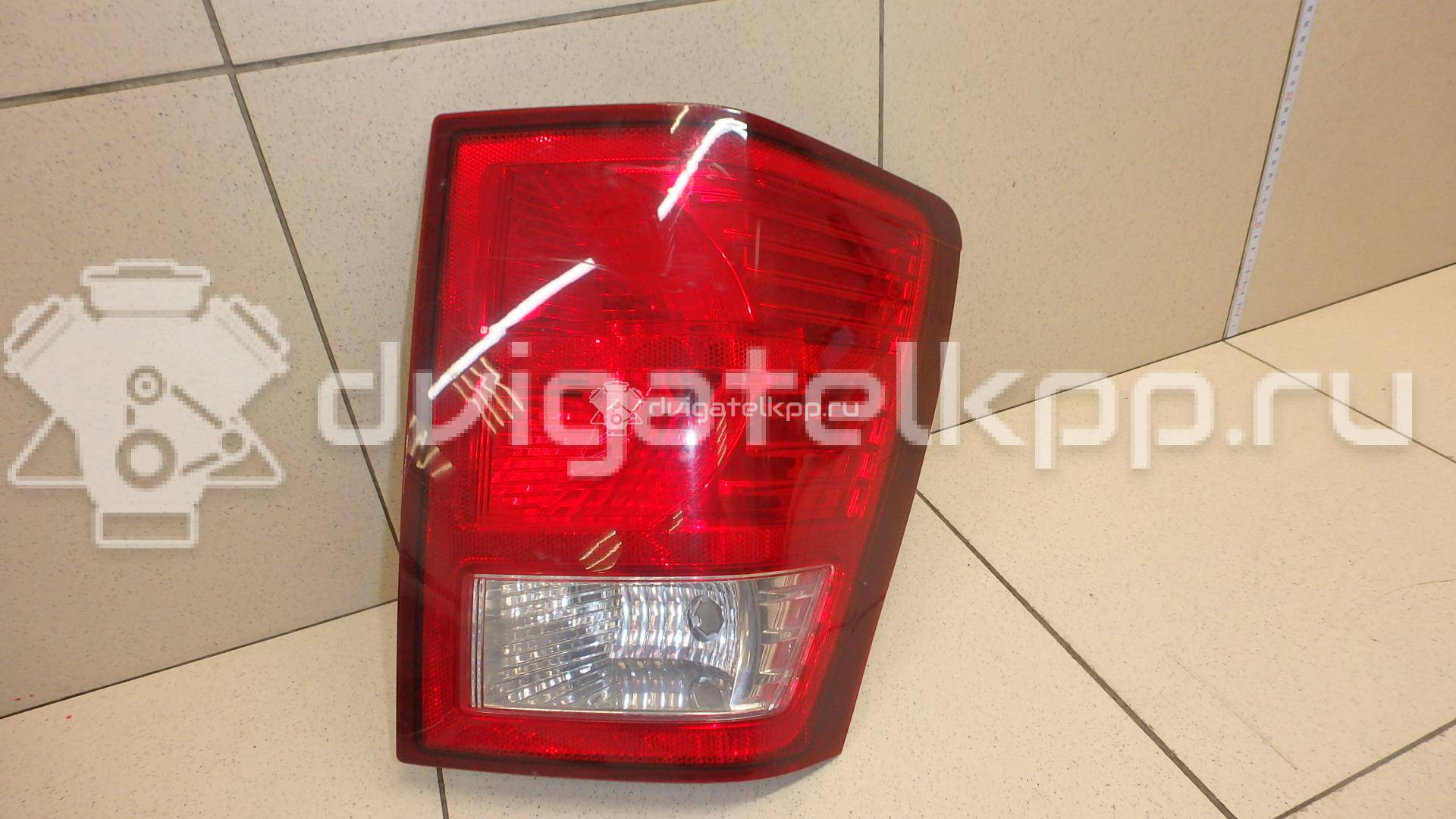 Фото Фонарь задний правый  55079012AA для chrysler Grand Cherokee (WH/WK) {forloop.counter}}