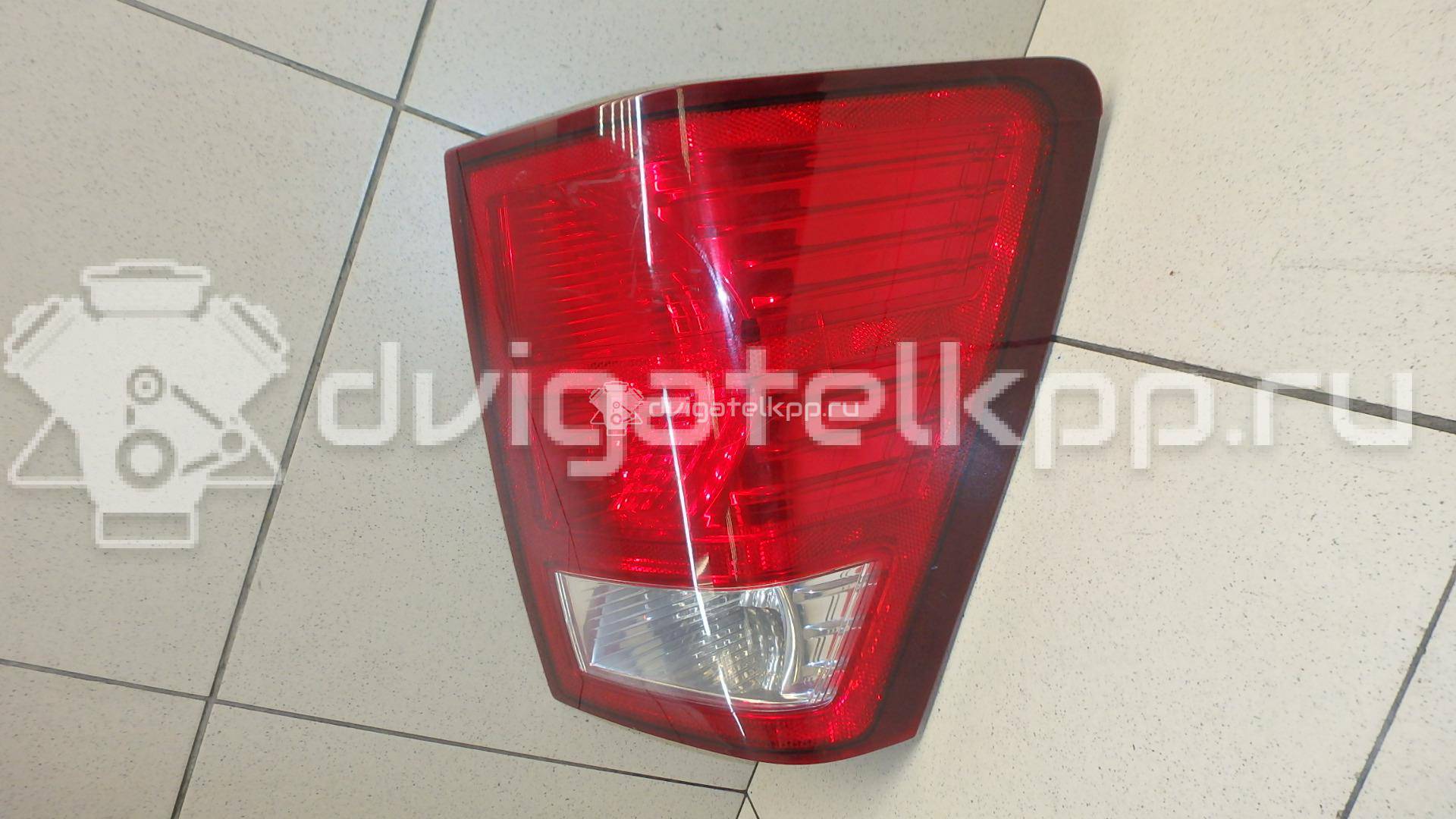 Фото Фонарь задний правый  55079012AA для chrysler Grand Cherokee (WH/WK) {forloop.counter}}