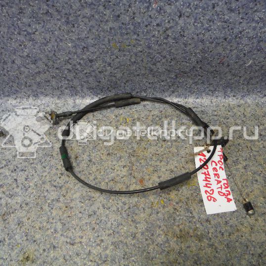 Фото Трос газа для двигателя G4ED для Hyundai / Kia 104-114 л.с 16V 1.6 л бензин 327902F100