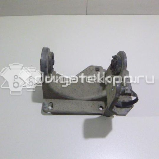 Фото Кронштейн (сопут. товар)  RQU500064 для Land Rover Range Rover / Discovery