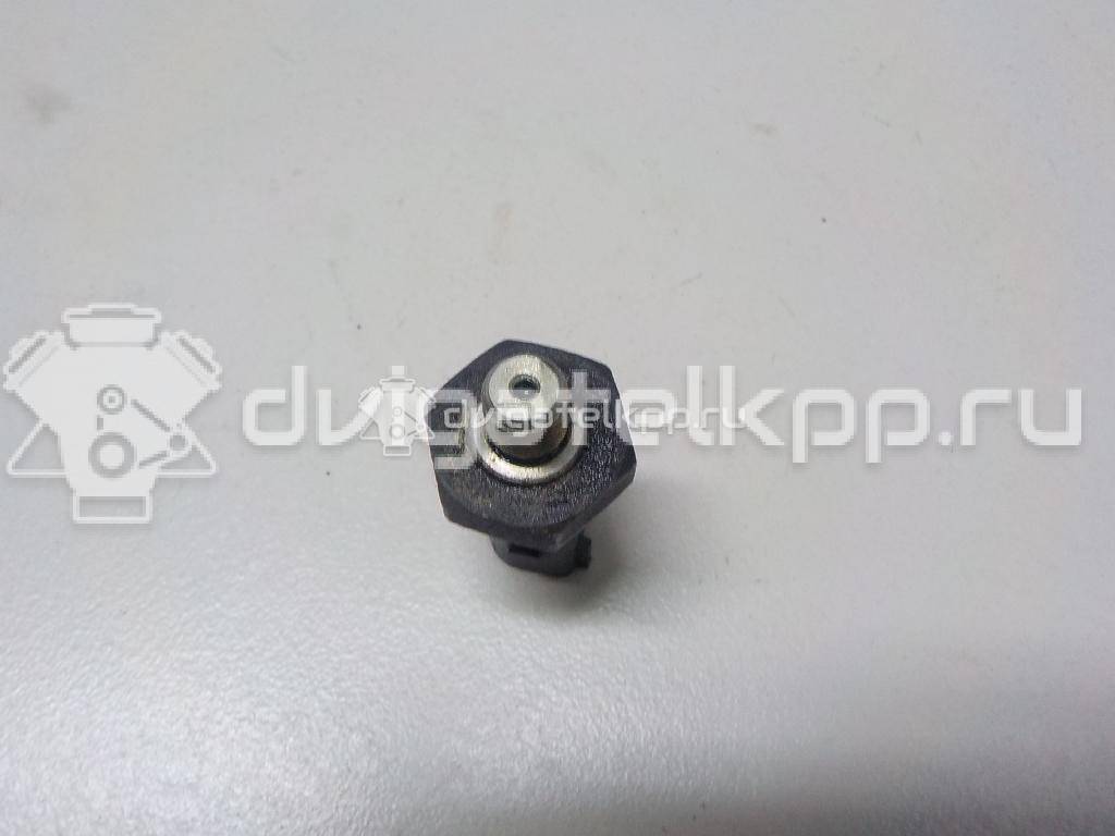 Фото Датчик давления масла  038919081H для Volkswagen Scirocco / Tiguan / Touran / New Beetle / Bora {forloop.counter}}