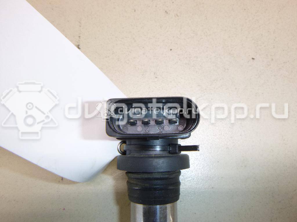 Фото Уплотнитель двери  036905715F для Volkswagen Scirocco / Tiguan / Touran / New Beetle / Bora {forloop.counter}}