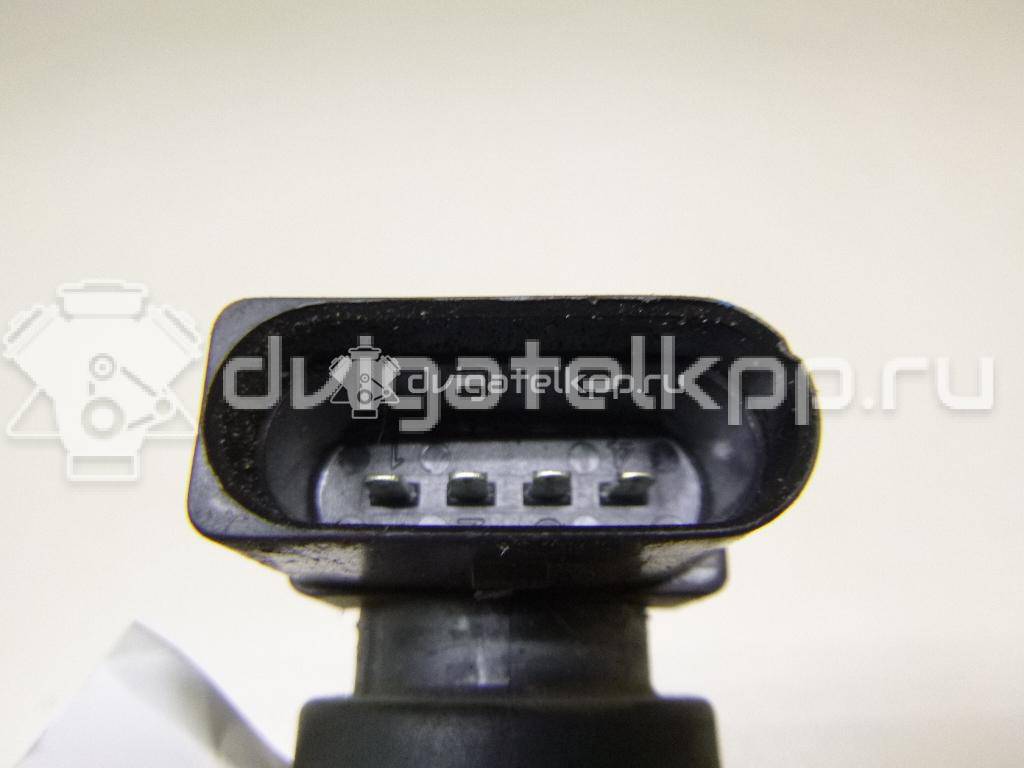 Фото Уплотнитель двери  036905715F для Volkswagen Scirocco / Tiguan / Touran / New Beetle / Bora {forloop.counter}}