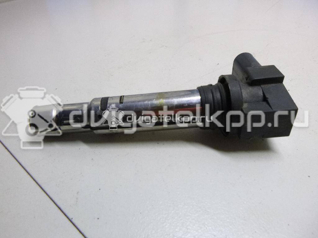 Фото Уплотнитель двери  036905715F для Volkswagen Scirocco / Tiguan / Touran / New Beetle / Bora {forloop.counter}}