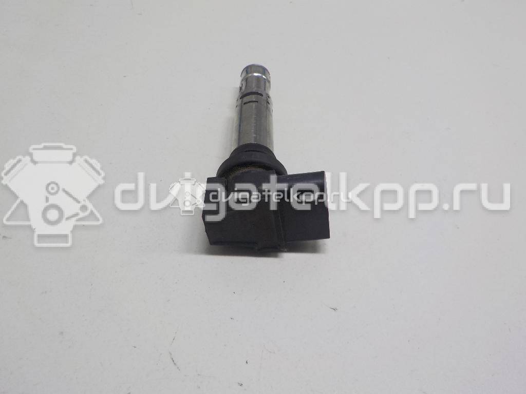 Фото Уплотнитель двери  036905715F для Volkswagen Scirocco / Tiguan / Touran / New Beetle / Bora {forloop.counter}}