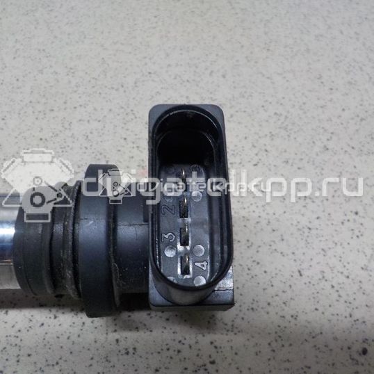 Фото Уплотнитель двери  036905715F для Volkswagen Scirocco / Tiguan / Touran / New Beetle / Bora