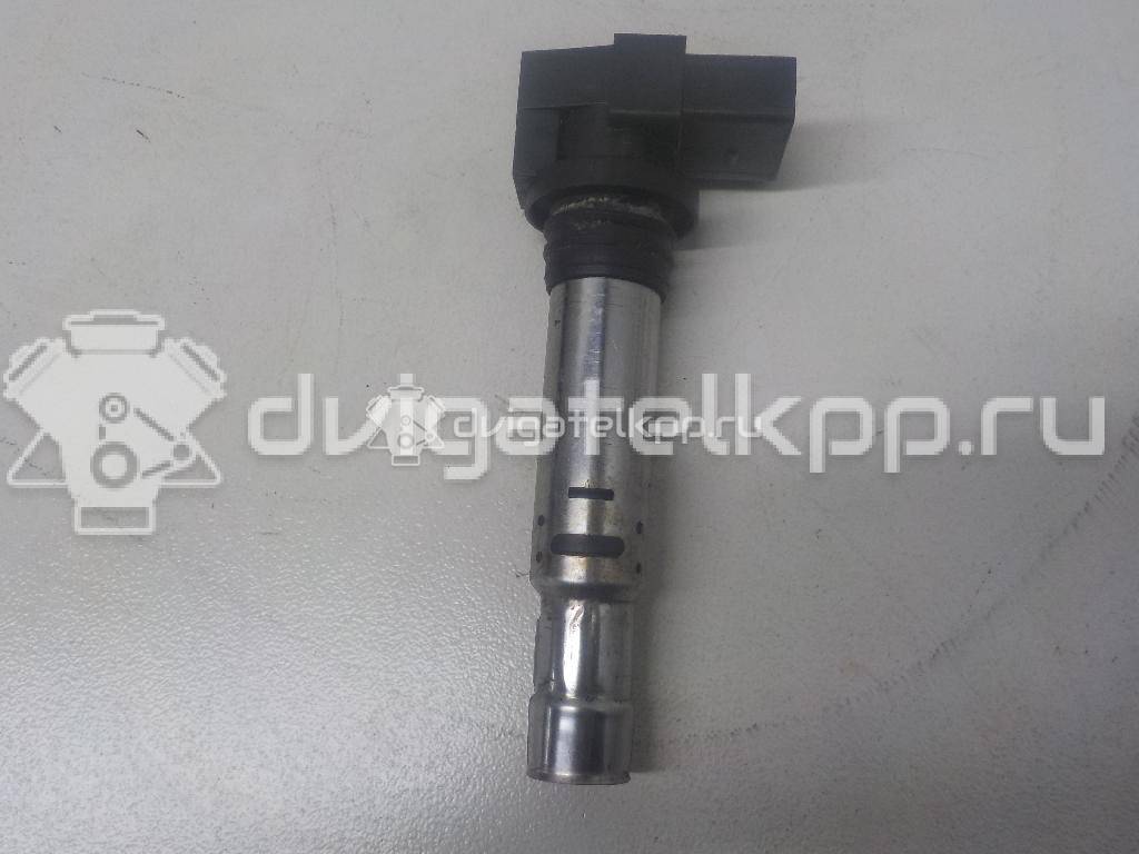 Фото Уплотнитель двери  036905715F для Volkswagen Scirocco / Tiguan / Touran / New Beetle / Bora {forloop.counter}}