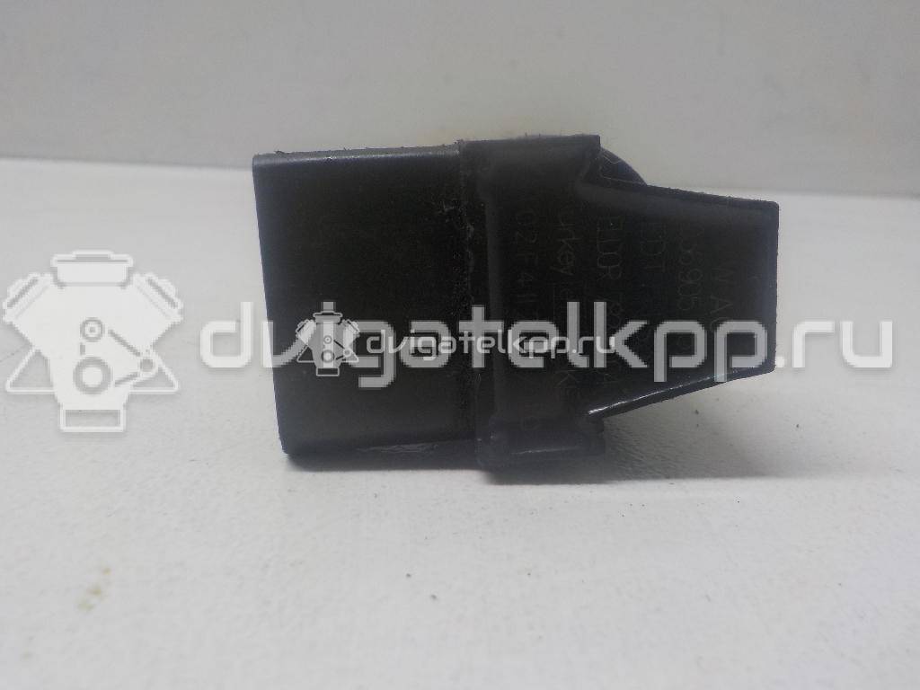 Фото Уплотнитель двери  036905715F для Volkswagen Scirocco / Tiguan / Touran / New Beetle / Bora {forloop.counter}}