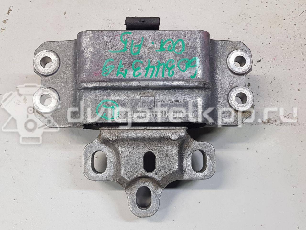 Фото Опора КПП левая  1K0199555Q для Volkswagen Scirocco / Tiguan / Touran / New Beetle / Sharan {forloop.counter}}