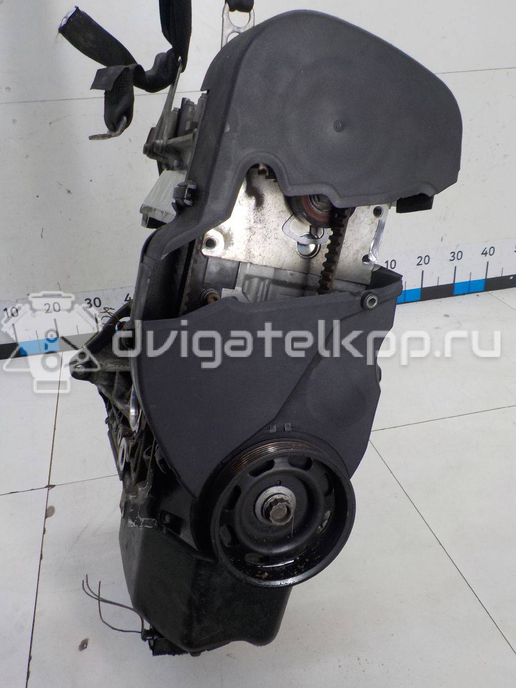 Фото Контрактный (б/у) двигатель CGGA для Volkswagen Golf 80 л.с 16V 1.4 л бензин 036100038J {forloop.counter}}