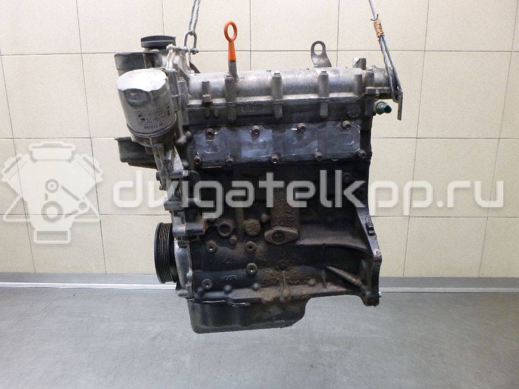 Фото Контрактный (б/у) двигатель CLRA для Volkswagen Jetta 105 л.с 16V 1.6 л бензин 03C100040J {forloop.counter}}