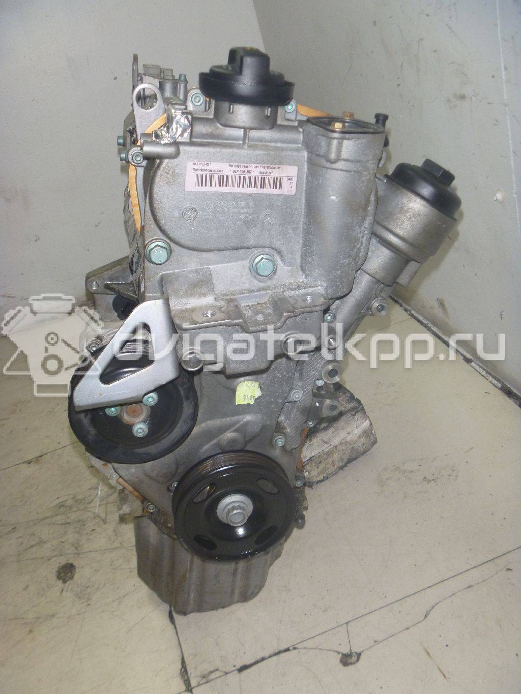 Фото Контрактный (б/у) двигатель BLP для Volkswagen Touran / Golf 115 л.с 16V 1.6 л бензин 03C100035D {forloop.counter}}