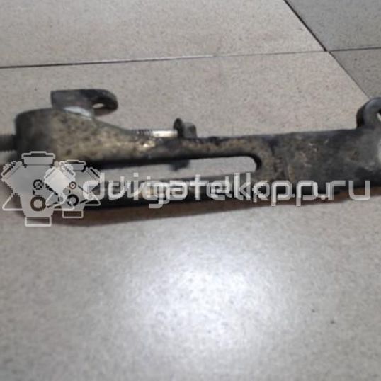 Фото Кронштейн генератора для двигателя M16A для Maruti Suzuki / Suzuki / Fiat 106-120 л.с 16V 1.6 л бензин 1156064J00