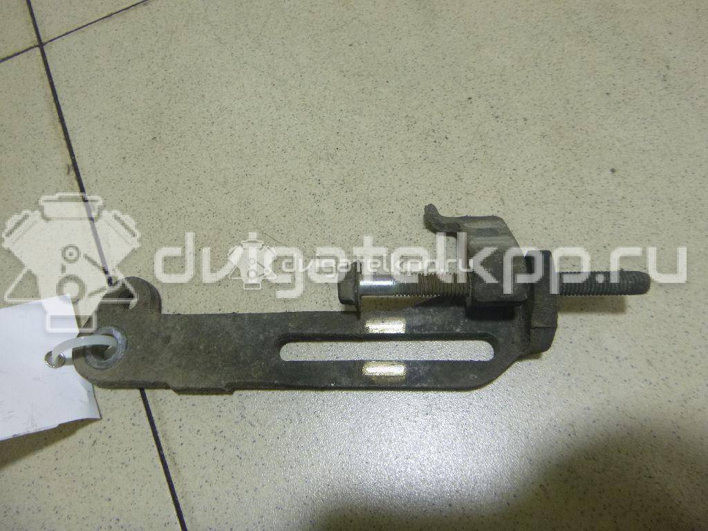 Фото Кронштейн генератора для двигателя M16A для Maruti Suzuki / Suzuki / Fiat 106-120 л.с 16V 1.6 л бензин 1156064J00 {forloop.counter}}