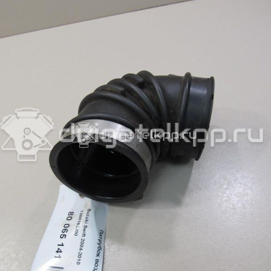 Фото Патрубок воздушного фильтра для двигателя M13A для Subaru / Suzuki / Chevrolet 82-94 л.с 16V 1.3 л бензин 1388163J00