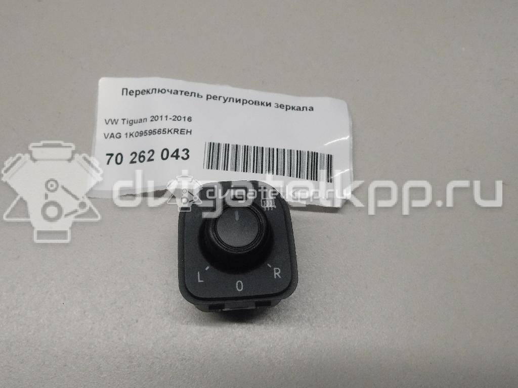 Фото Переключатель регулировки зеркала  1K0959565KREH для Volkswagen Tiguan / Touran / Cc / Sharan / Eos 1F7, 1F8 {forloop.counter}}