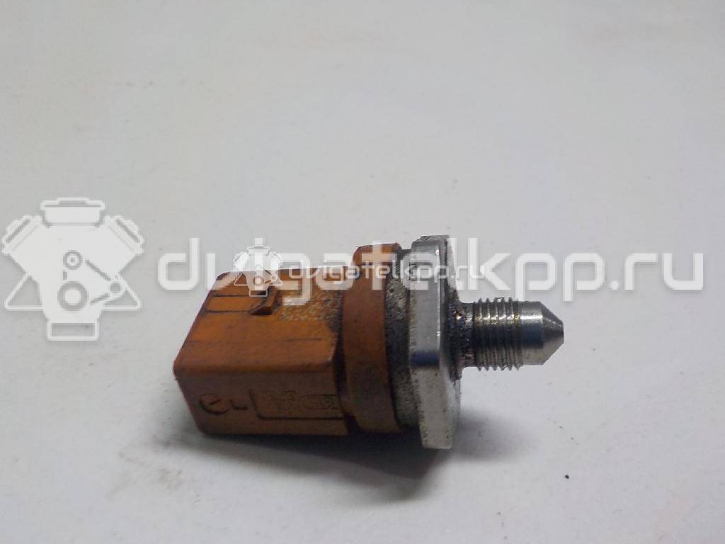 Фото Датчик давления топлива  06J906051D для Volkswagen Scirocco / Tiguan / Touran / Amarok S1B / Cc {forloop.counter}}