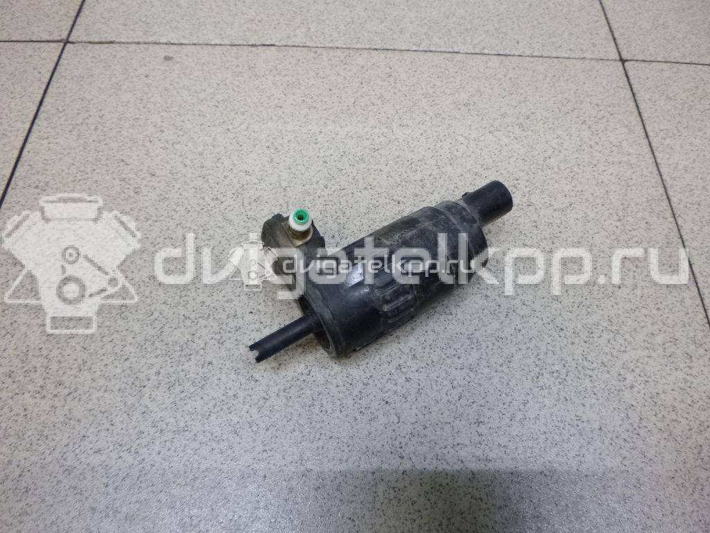 Фото Насос омывателя  1K6955651 для Volkswagen Scirocco / Tiguan / Touran / Up 121, 122, Bl1, Bl2 / Amarok S1B {forloop.counter}}