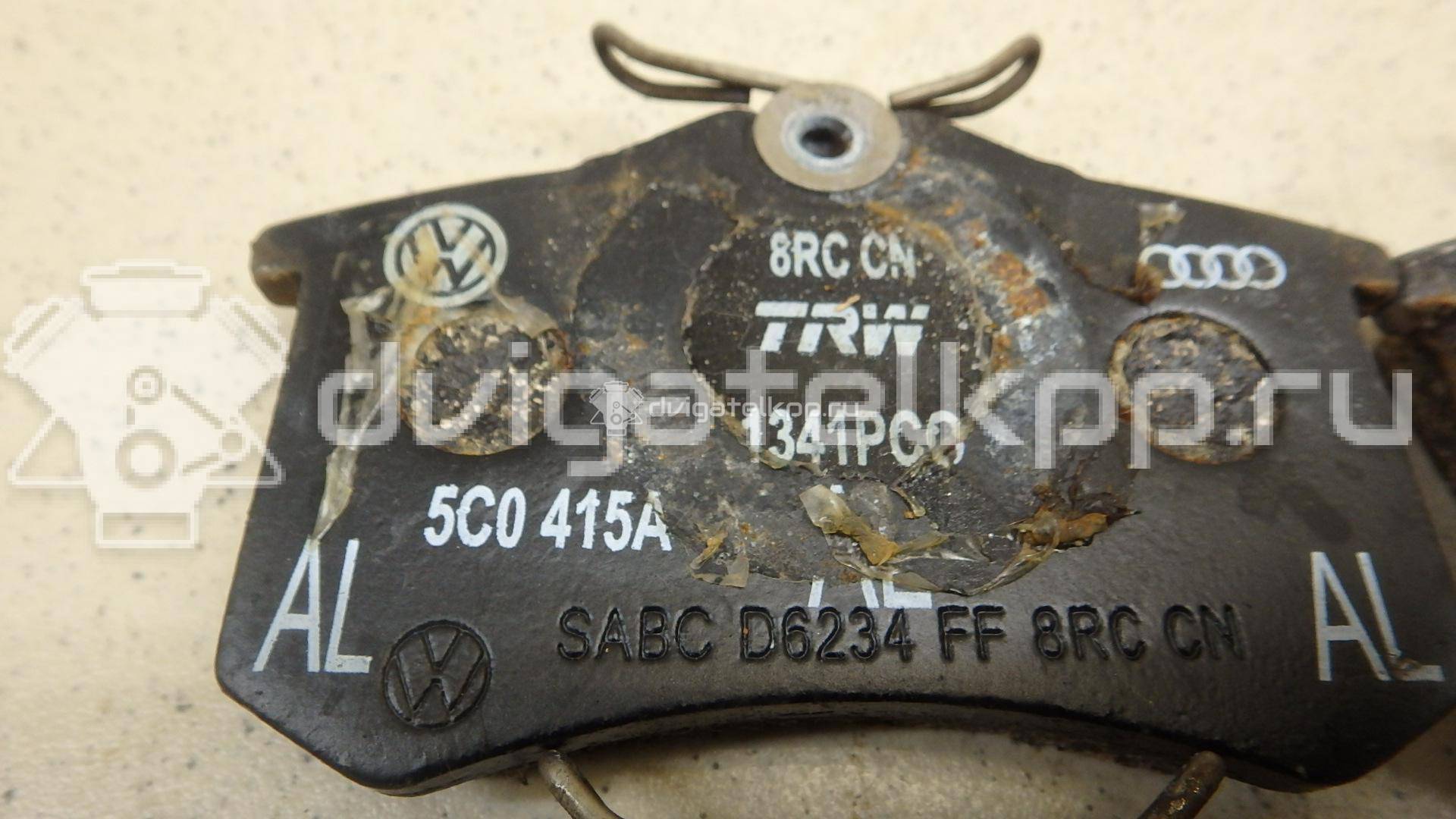 Фото Колодки тормозные задние дисковые к-кт  5C0698451B для Volkswagen Scirocco / Tiguan / Touran / Up 121, 122, Bl1, Bl2 / New Beetle {forloop.counter}}