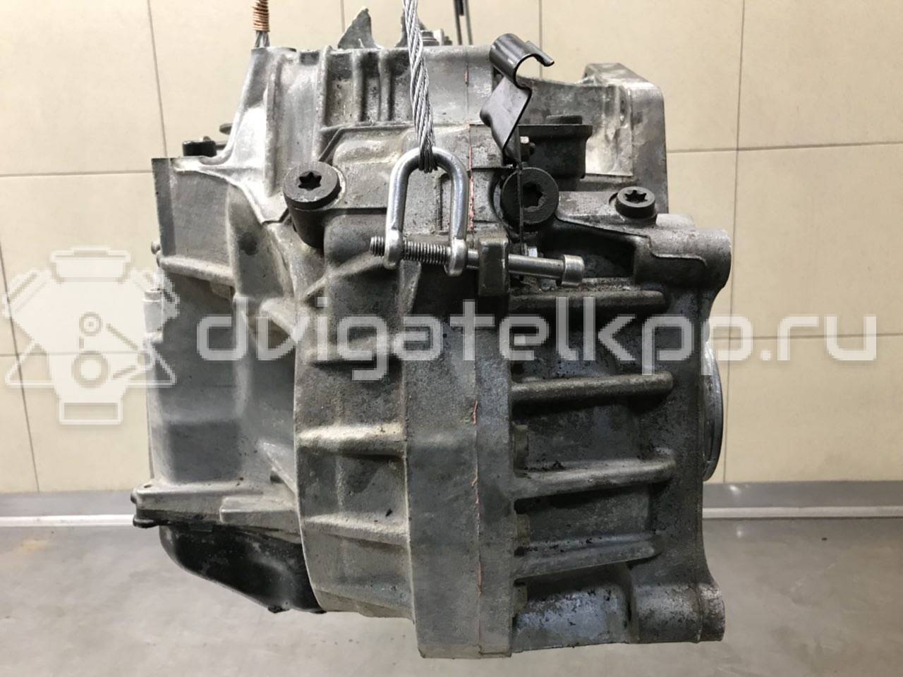 Фото Контрактная (б/у) АКПП для Volkswagen Scirocco / Tiguan 200 л.с 16V 2.0 л CAWB бензин 09M300036Q {forloop.counter}}