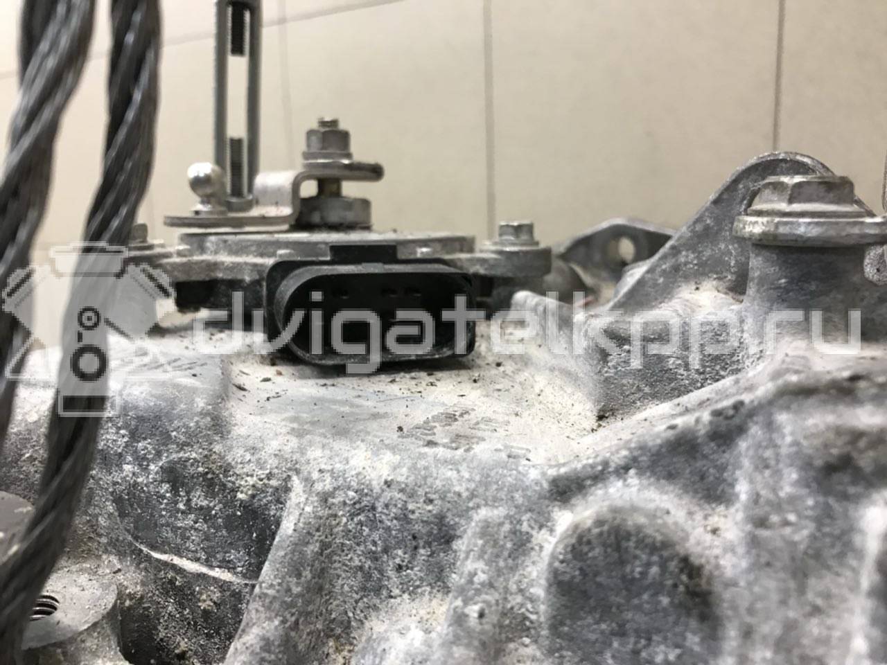 Фото Контрактная (б/у) АКПП для Volkswagen Scirocco / Tiguan 200 л.с 16V 2.0 л CAWB бензин 09M300036Q {forloop.counter}}