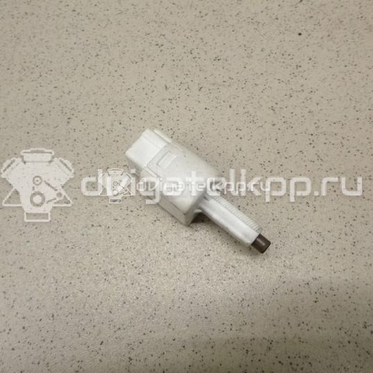 Фото Датчик включения стопсигнала  8434019025 для Toyota Dyna / Iq J1 / Land Cruiser / Hiace / Avensis