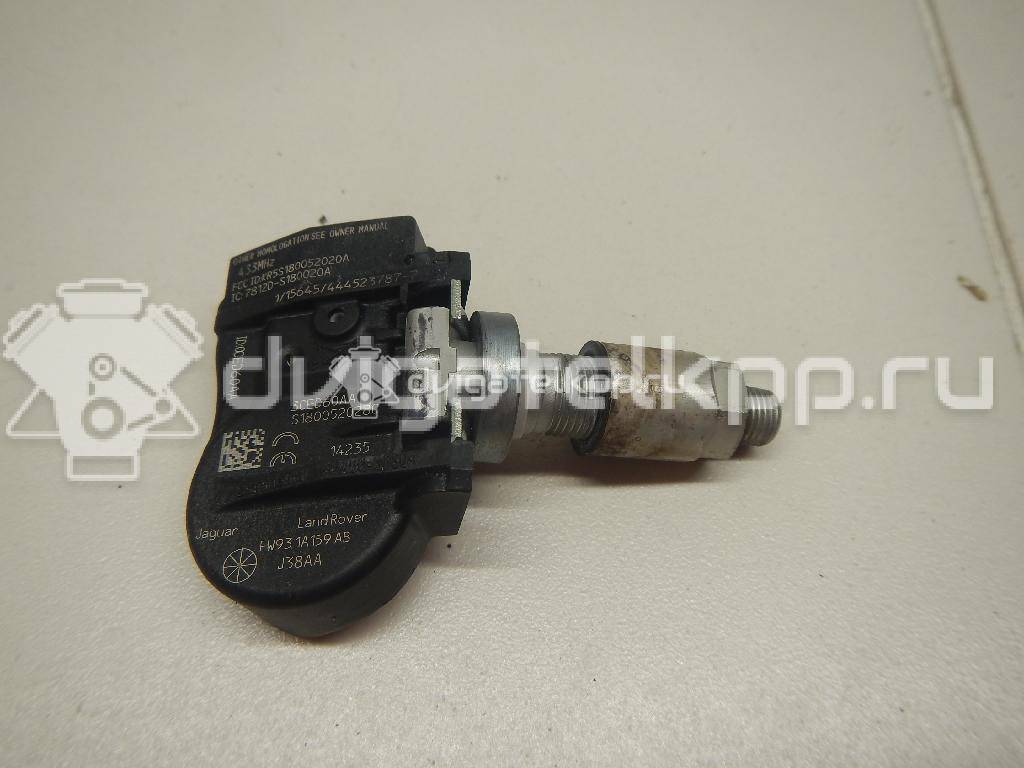 Фото Датчик давления в шине  LR066378 для Land Rover Freelander / Range Rover / Discovery / Defender L316 {forloop.counter}}