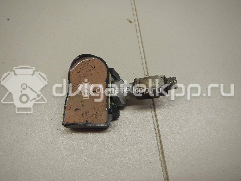 Фото Датчик давления в шине  LR066378 для Land Rover Freelander / Range Rover / Discovery / Defender L316 {forloop.counter}}