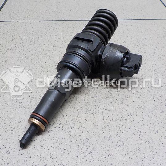 Фото Форсунка дизельная электрическая  038130073AG для Seat Leon / Toledo / Altea