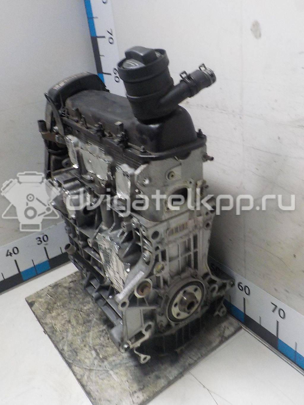 Фото Контрактный (б/у) двигатель AKL для Volkswagen / Seat 101 л.с 8V 1.6 л бензин 06A100098X {forloop.counter}}