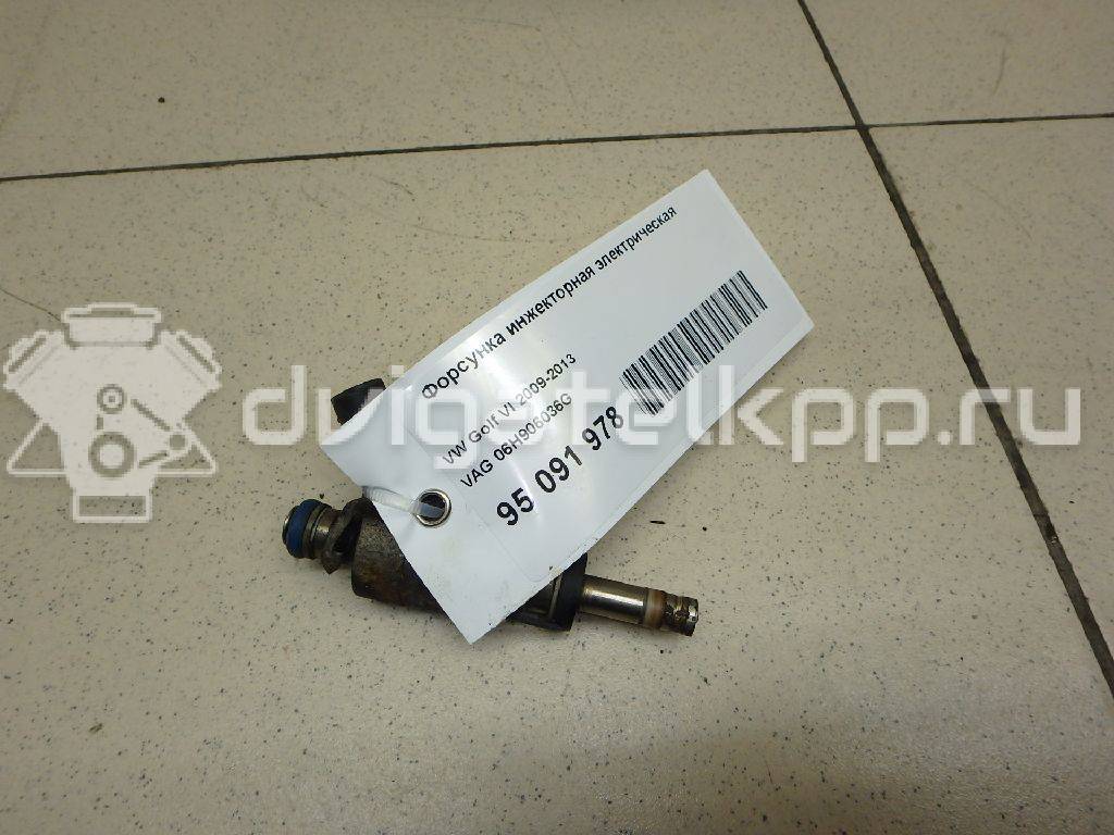 Фото Форсунка инжекторная электрическая  06H906036G для Skoda Octavia / Octaviaii 1Z3 / Superb {forloop.counter}}