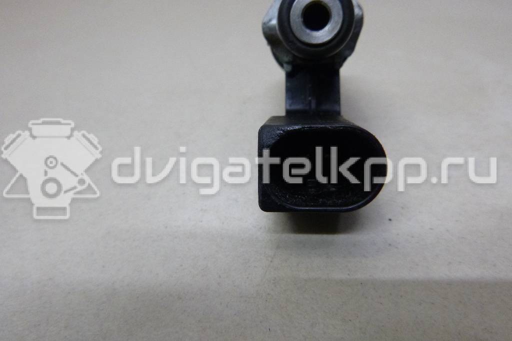 Фото Форсунка инжекторная электрическая  03C906036M для Skoda Octaviaii 1Z3 / Yeti 5L / Fabia / Octavia / Superb {forloop.counter}}