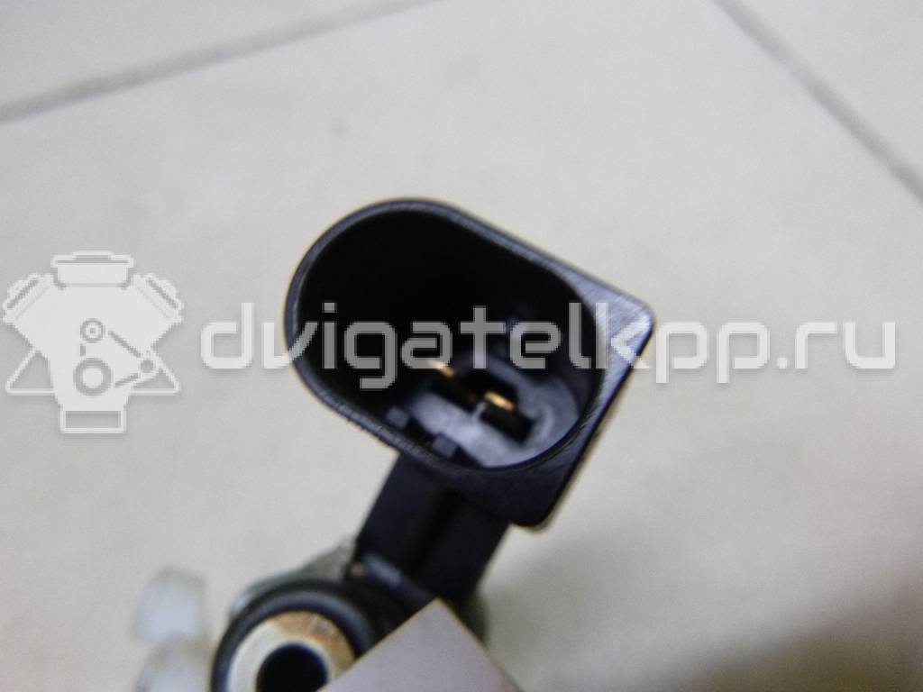 Фото Форсунка инжекторная электрическая  03C906036M для Skoda Octaviaii 1Z3 / Yeti 5L / Fabia / Octavia / Superb {forloop.counter}}