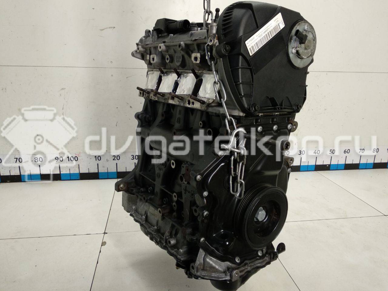 Фото Контрактный (б/у) двигатель CCZB для Volkswagen Scirocco / Tiguan / Cc / Eos 1F7, 1F8 / Golf 211 л.с 16V 2.0 л бензин 06J100038J {forloop.counter}}