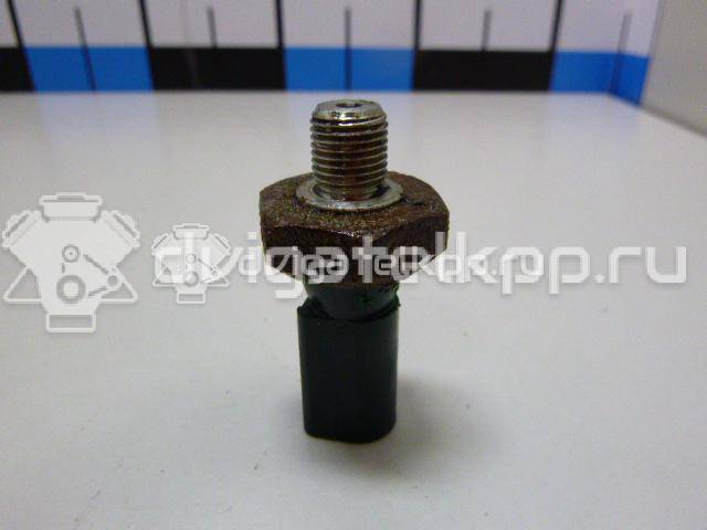 Фото Датчик давления масла  036919081D для Volkswagen Scirocco / Tiguan / Touran / Up 121, 122, Bl1, Bl2 / Amarok S1B {forloop.counter}}