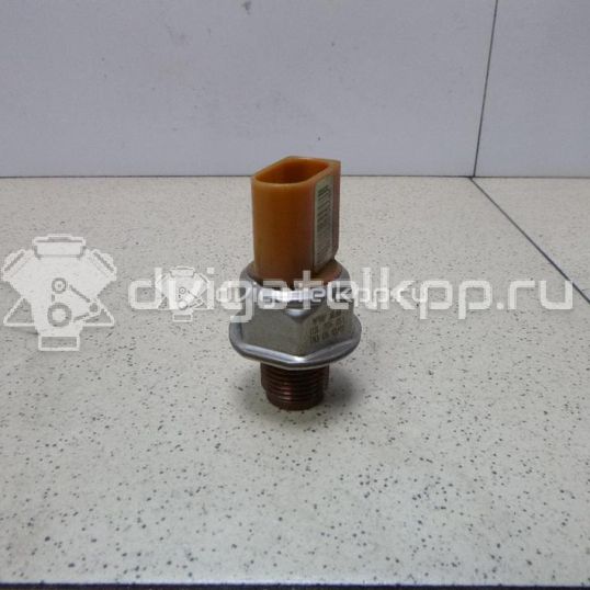 Фото Датчик давления топлива  03L906054A для Volkswagen Scirocco / Tiguan / Touran / Amarok S1B / Cc